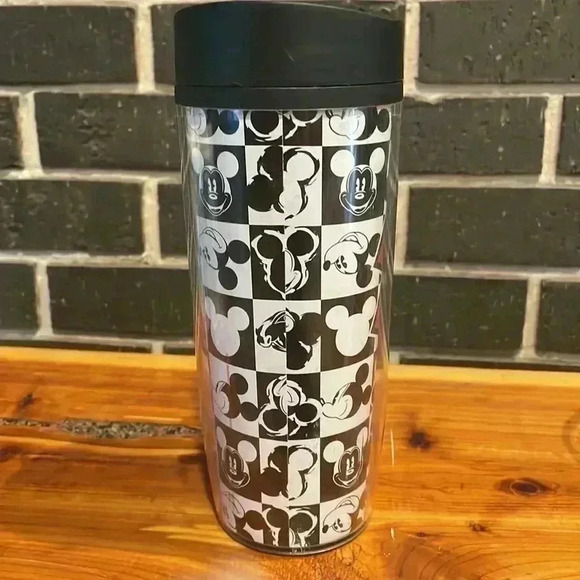 Disney Tumbler - Picture 3 of 8